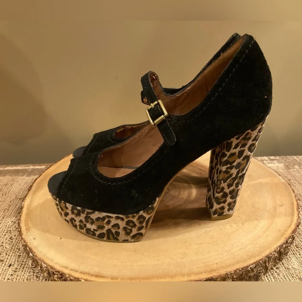 Lucky Brand Neece Womens 8M Black Peep Toe Suede Platform‎ Hi Heels Leopa…